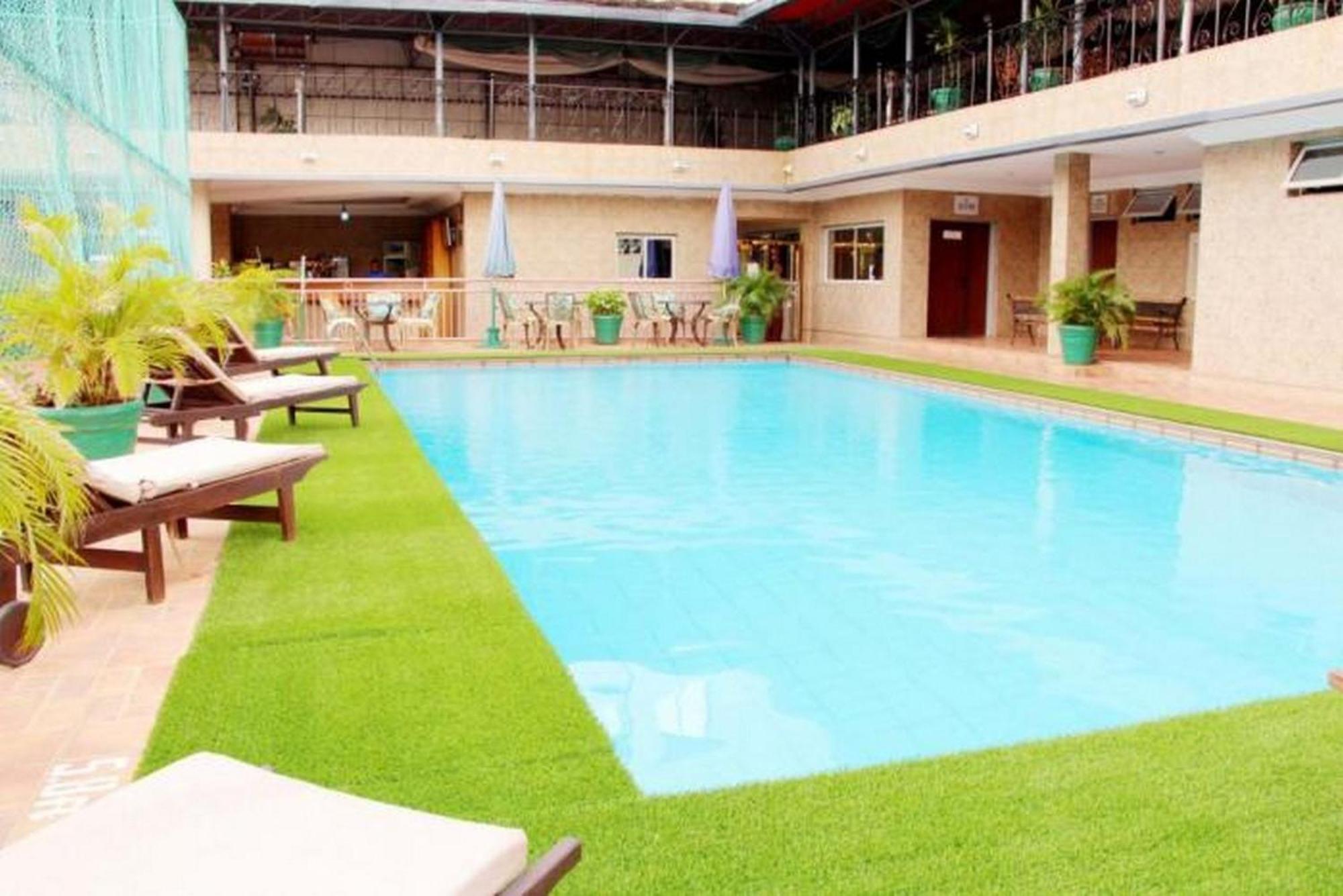 Room In Lodge - The Chelsea Hotel Abuja Exterior foto
